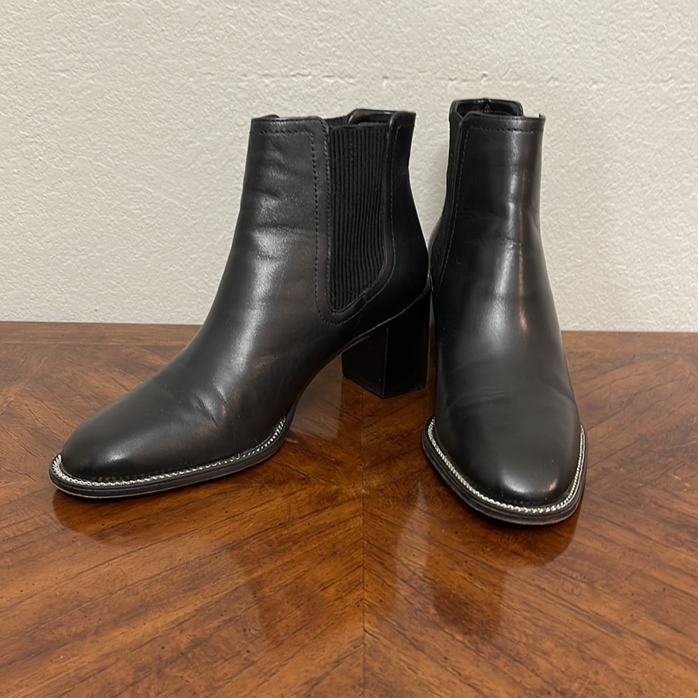 VINCE CAMUTO Jentilly Black boot Size 8M - Picture 1 of 12